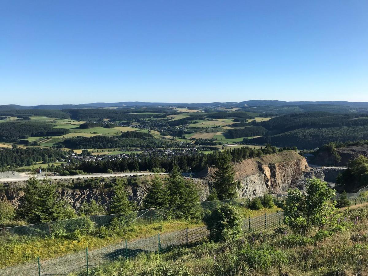 Aktiv-Ferienwohnung "Snow & Bike"- Zentral Zwischen Winterberg Und Willingen Luaran gambar